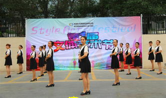 友好時(shí)尚購(gòu)物中心錢(qián)塘江路店成功舉辦“家人式”服務(wù)禮儀風(fēng)采大賽